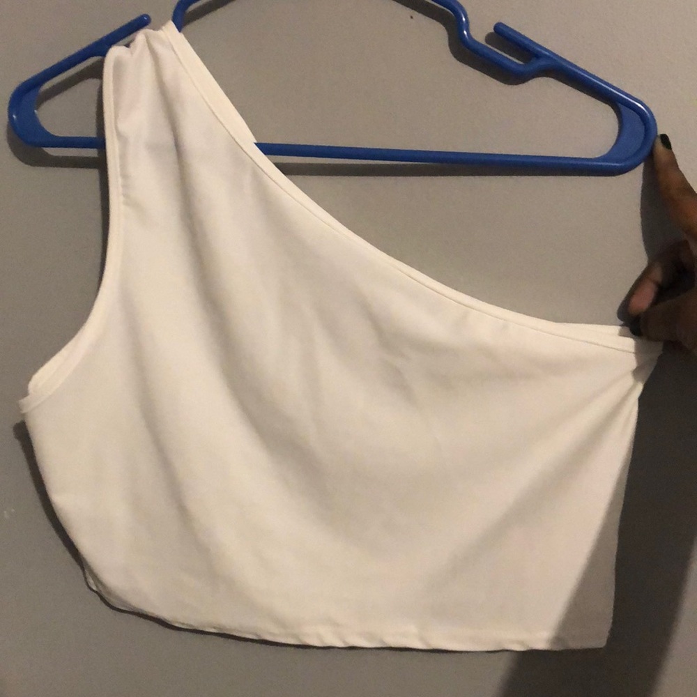 PrettyLittleThing White One Shoulder Crop Top